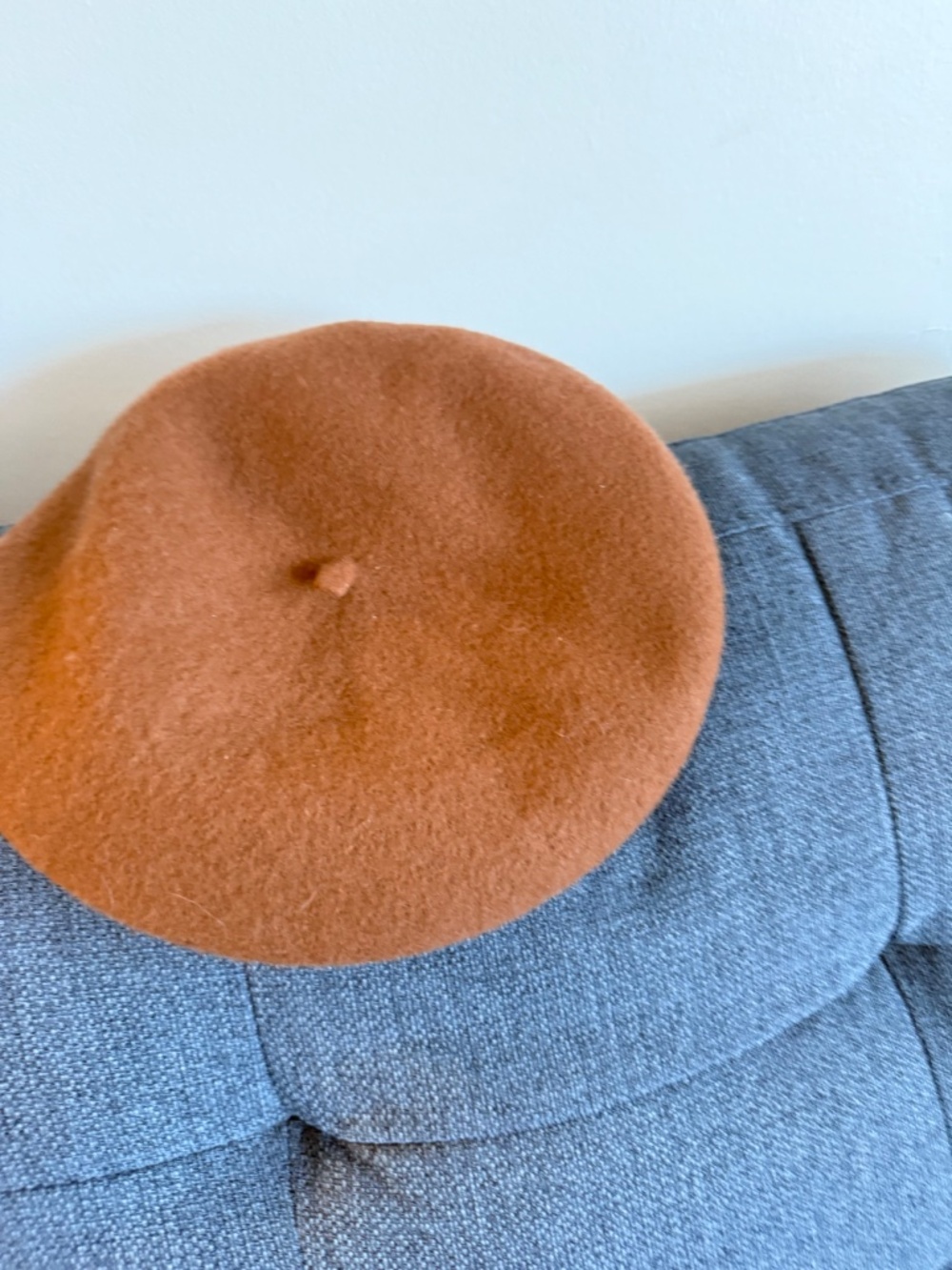Wool brown beret - Picture 4 of 4